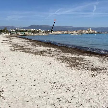 Vue Mer Et Remparts. Entre Vieille Ville Et Plages Antibes Esterno foto